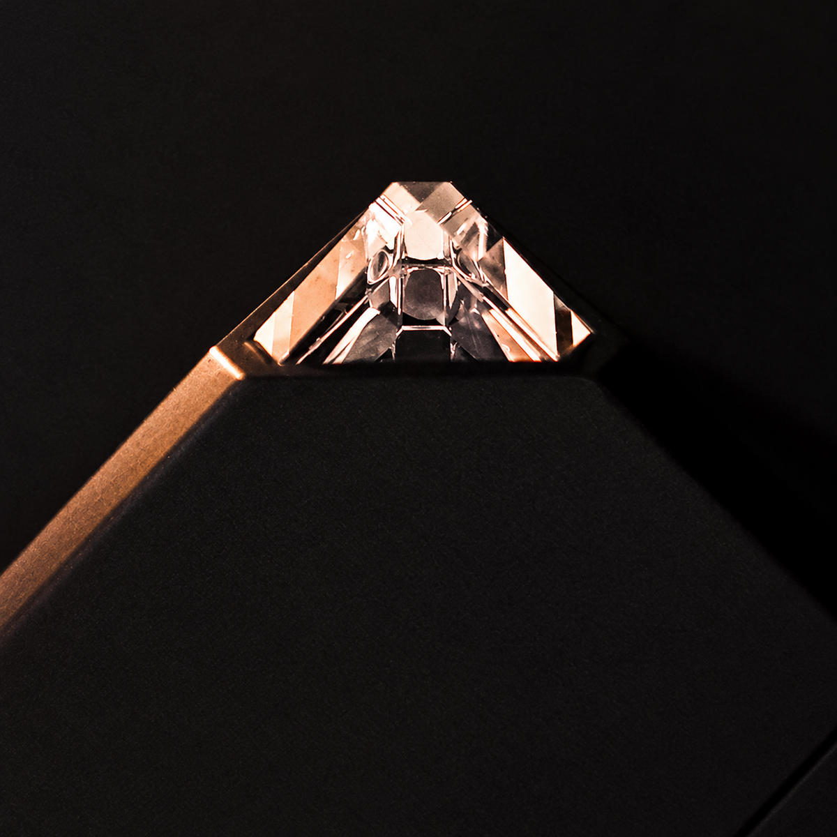 a faceted zirconia corner